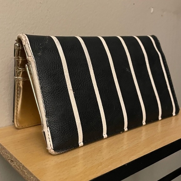 Vintage Betsey Johnson Black & White Stripe Pink Glitter Heart Fold-Over Wallet - Picture 7 of 16